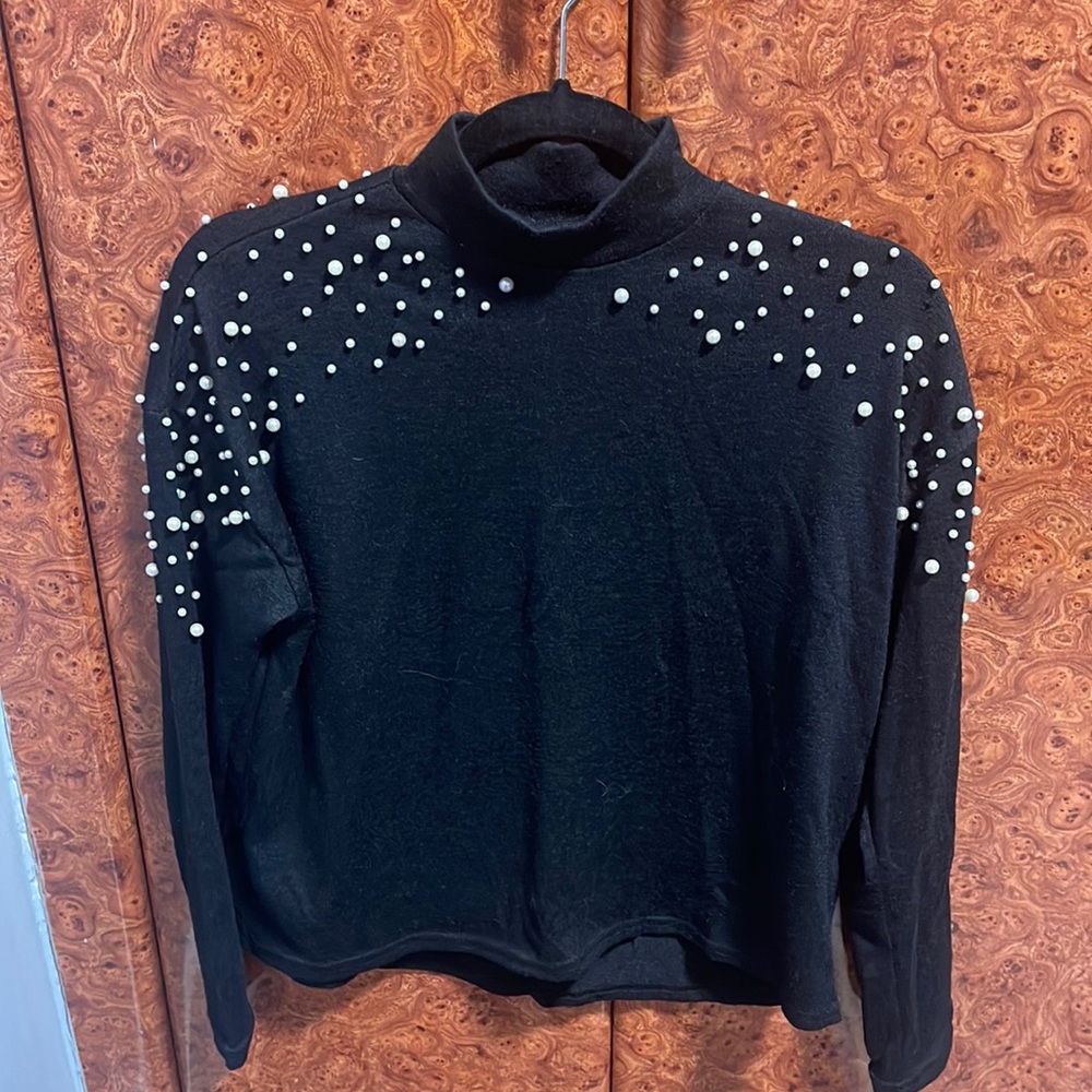 Pearl sweater